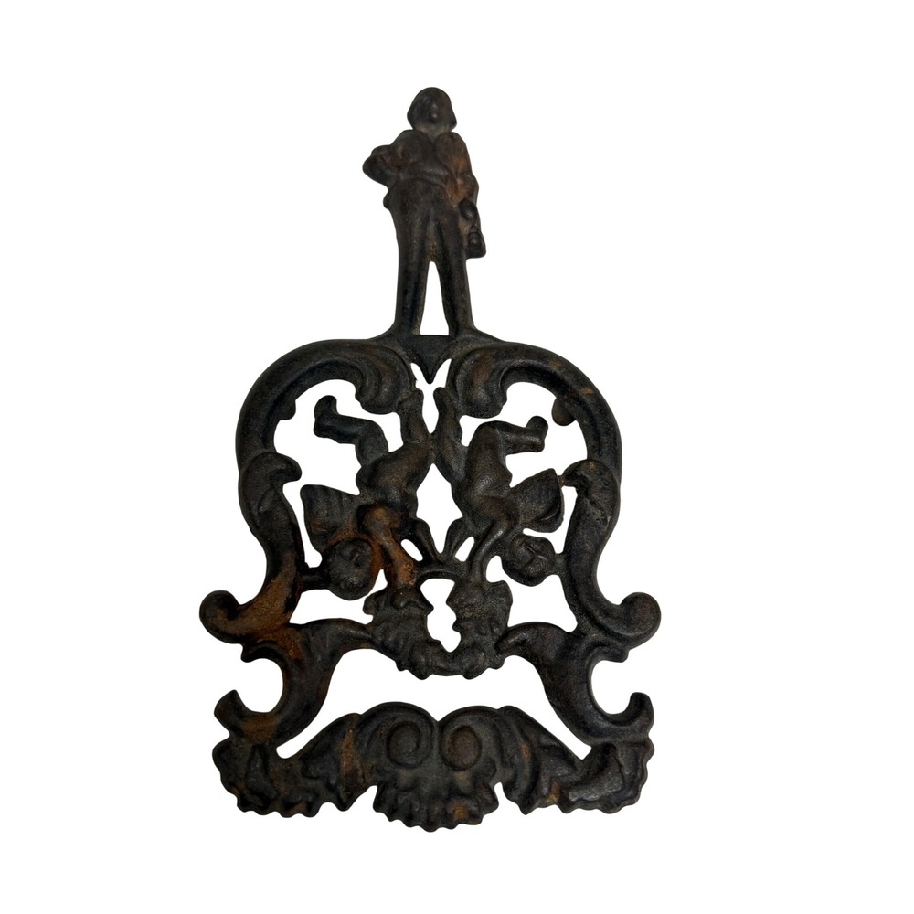 Vintage 1948 J.Z.H. Cast Iron Trivet Cherubs Putti Ornate Metal Wall Decor 8.75"